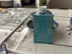 2025内蒙呼伦贝尔香烟价格大揭秘：这些爆款为何一夜涨价？