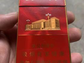 2024免税香烟货源新动向：微商渠道如何“破局”低价市场？