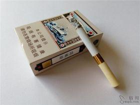 2024春节送礼新宠！黄鹤楼软红为何成烟民热议焦点？