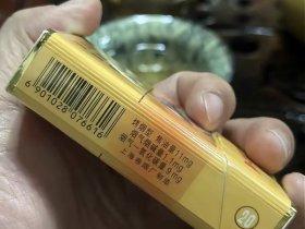 2023最新盘点：黄鹤楼十元档香烟有哪些？这4款性价比之王别错过！